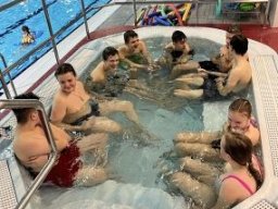 03_sportovni_den_v_bazenu