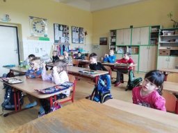 07_jak_se_prvnaci_prvni_hodinu_vubec_neucili