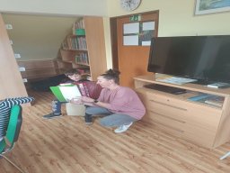 08_velikonocni_knihovna