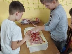 23_peceni_35__slany_zavin