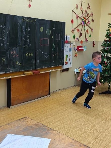 08_predskolaci_ve_skole