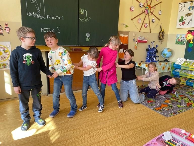 23__skola_hrou