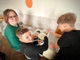 Sedmáci vaří bramborový guláš