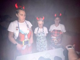 01_pani_kucharky_v_pekle