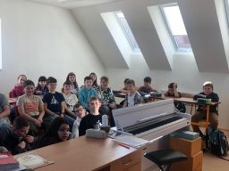 02__soutez_ve_zpevu