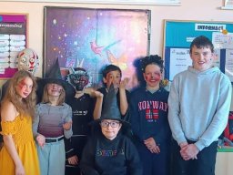 04__halloween_v_dejepise