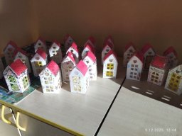 07_vanocni_vlocky_a_domky