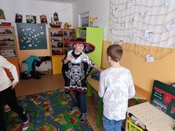 10__unor_v_druzine