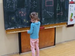 10_predskolaci_ve_skole