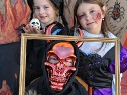 14__halloweenska_party_v_sd