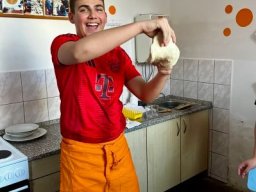 15_sedmaci_vari__tentokrat_je_na_poradu_pizza
