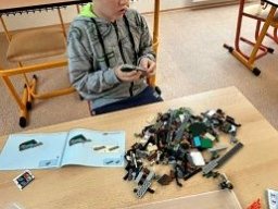 27___krouzek_lego