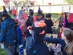 27__halloweenska_party_v_sd